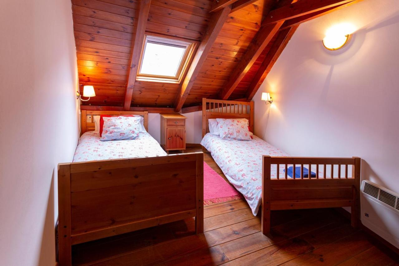 Apartamentos Rentaran Tredós Eksteriør billede